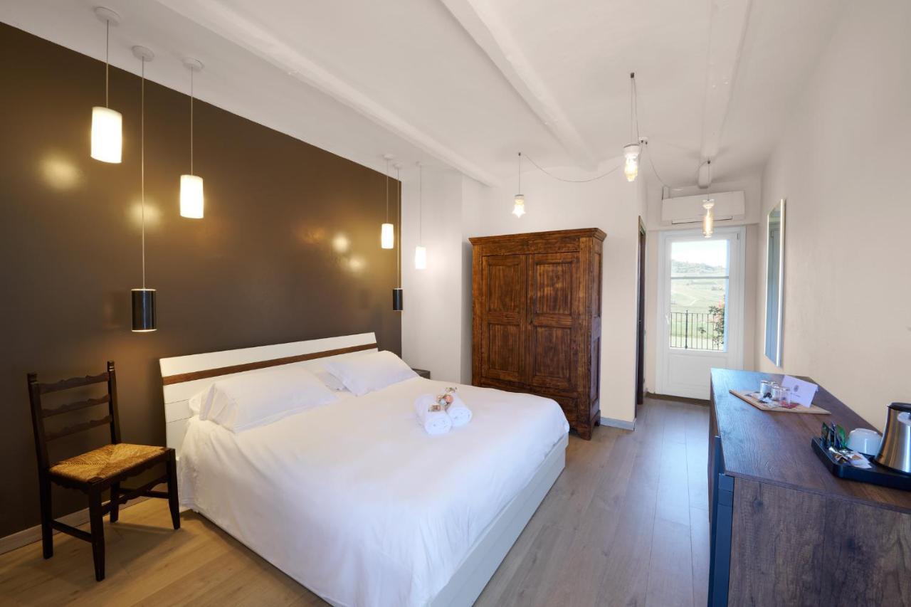 Country house Cascina Sciulun Monforte D'Alba